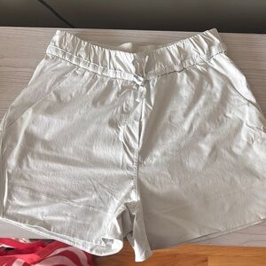 Lululemon Women's Cream Shorts